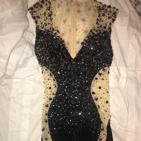 Beautiful Cinderella Divine gown - Picture 2 of 8